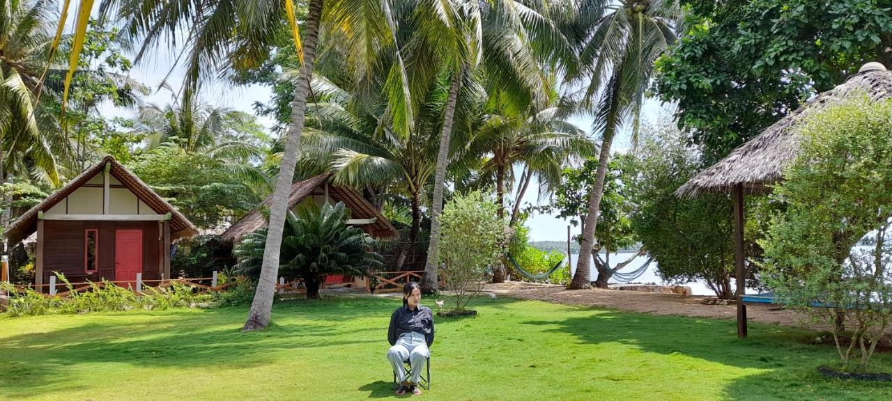 Bungalow Karimunjawa Luaran gambar